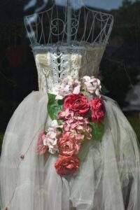 Brautkleid Vintage stammt aus anderer Epoche