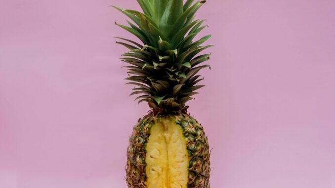 Reife Ananas erkennen